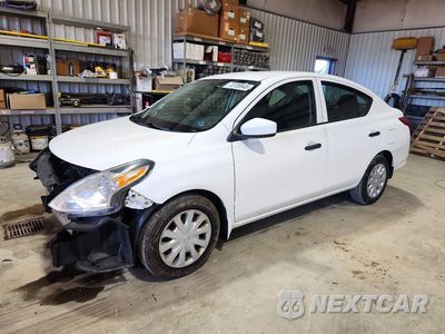 2017 NISSAN VERSA 1.6 S 3N1CN7AP1HL805915 - główne zdjęcie licytacji z USA - miniatura