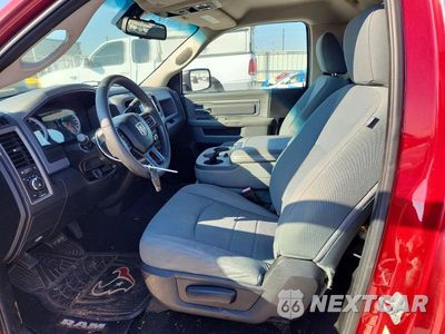 Zdjęcie 7 z 12 samochodu: 2014 RAM 1500 ST VIN:3C6JR6AT0EG102995 - miniatura
