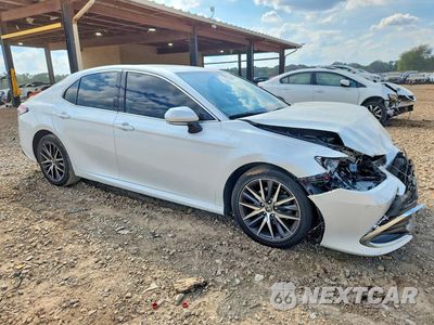 Czwarte zdjęcie samochodu z boku: 2022 TOYOTA CAMRY XLE VIN:4T1F11AK6NU036140 - miniatura