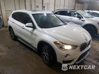Czwarte zdjęcie samochodu z boku: 2022 BMW X1 SDRIVE28I VIN:WBXHU7C36J3H43628 - miniatura