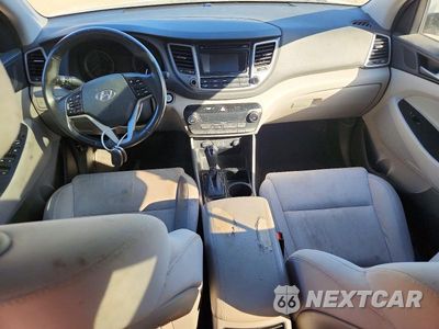 Zdjęcie 8 z 13 samochodu: 2017 HYUNDAI TUCSON VALUE VIN:KM8J33A2XHU571069 - miniatura