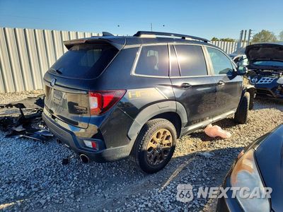 Trzecie zdjęcie samochodu z tyłu: 2023 HONDA PASSPORT TRAIL SPORT VIN:5FNYF8H65PB012441 - miniatura