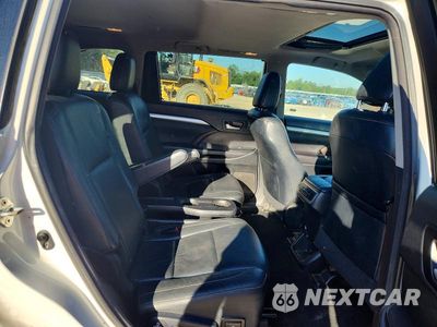 Zdjęcie 11 z 14 samochodu: 2016 TOYOTA HIGHLANDER XLE VIN:5TDKKRFH0GS165283 - miniatura