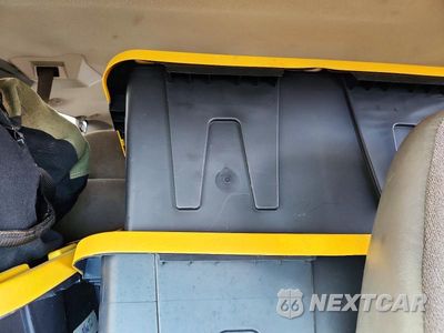 Zdjęcie 10 z 13 samochodu: 2001 CHEVROLET ASTRO VIN:1GNDM19W91B110285 - miniatura