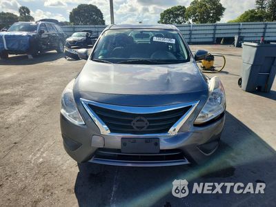 Piąte zdjęcie samochodu w środku: 2017 NISSAN VERSA 1.6 SV VIN:3N1CN7AP9HL813177 - miniatura