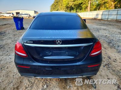 Zdjęcie 6 z 12 samochodu: 2017 MERCEDES-BENZ E 300 VIN:WDDZF4JB2HA217736 - miniatura