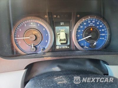 Zdjęcie 9 z 13 samochodu: 2016 TOYOTA SIENNA XLE 8-PASSENGER VIN:5TDYK3DC8GS748201 - miniatura