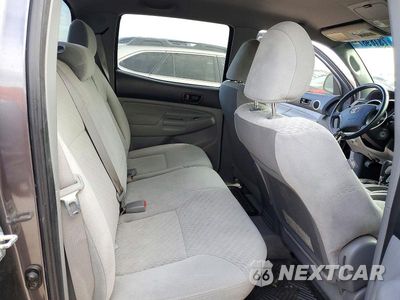Zdjęcie 10 z 12 samochodu: 2011 TOYOTA TACOMA DOUBLE CAB VIN:5TFJX4GN5BX005567 - miniatura