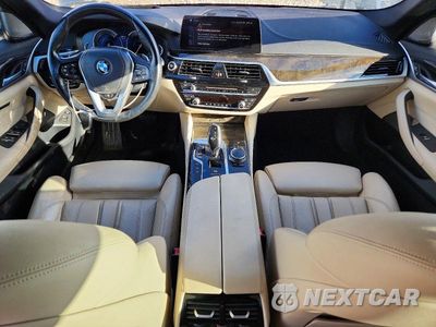 Zdjęcie 8 z 12 samochodu: 2018 BMW 530XE VIN:WBAJB1C50JB083850 - miniatura