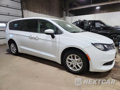 Czwarte zdjęcie samochodu z boku: 2022 CHRYSLER VOYAGER LX VIN:2C4RC1CG0NR105065 - miniatura