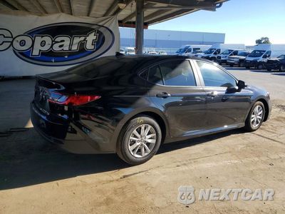 Trzecie zdjęcie samochodu z tyłu: 2026 TOYOTA CAMRY LE VIN:4T1DAACKXTU708749 - miniatura
