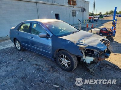 Czwarte zdjęcie samochodu z boku: 2007 HONDA ACCORD EX VIN:1HGCM56767A112858 - miniatura