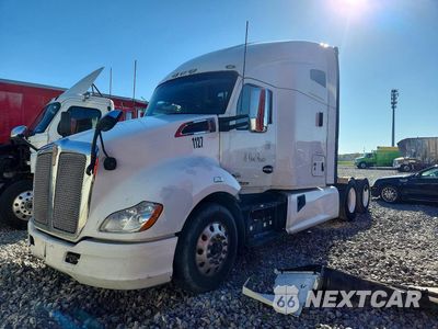 2020 KENWORTH T680 SEMI TRUCK 1XKYDP9X2LJ311142 - główne zdjęcie licytacji z USA - miniatura