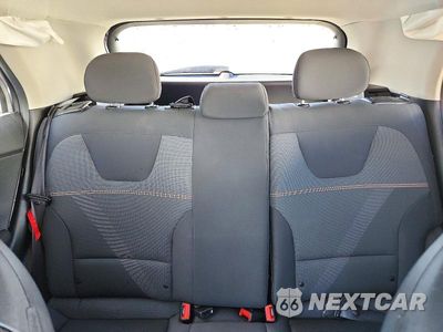 Zdjęcie 10 z 14 samochodu: 2026 KIA NIRO LX VIN:KNDCP3LE2T5356264 - miniatura