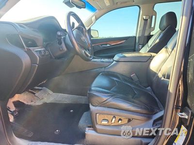 Zdjęcie 7 z 13 samochodu: 2015 CADILLAC ESCALADE LUXURY VIN:1GYS4BKJ2FR274152 - miniatura