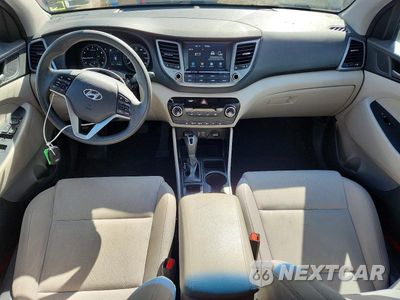 Zdjęcie 8 z 14 samochodu: 2018 HYUNDAI TUCSON SEL VIN:KM8J3CA43JU725127 - miniatura