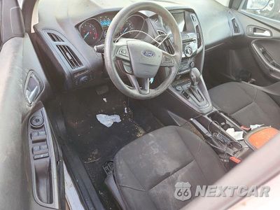Zdjęcie 8 z 13 samochodu: 2017 FORD FOCUS SEL VIN:1FADP3H25HL344105 - miniatura