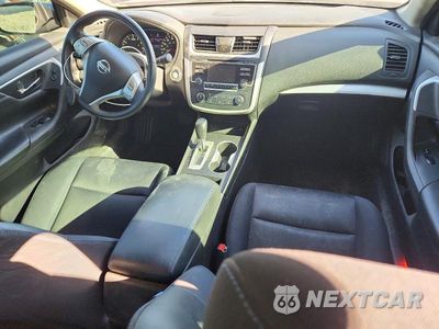 Zdjęcie 8 z 12 samochodu: 2016 NISSAN ALTIMA 2.5 SR VIN:1N4AL3AP4GC264121 - miniatura