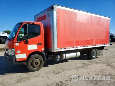 2017 HINO 195 BOX TRUCK JHHSDM2HXHK005551 - główne zdjęcie licytacji z USA - miniatura