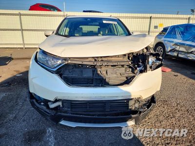 Piąte zdjęcie samochodu w środku: 2018 HONDA CR-V EX VIN:2HKRW2H52JH647828 - miniatura