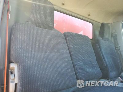 Zdjęcie 11 z 13 samochodu: 2017 HINO 195 BOX TRUCK VIN:JHHSDM2HXHK005551 - miniatura