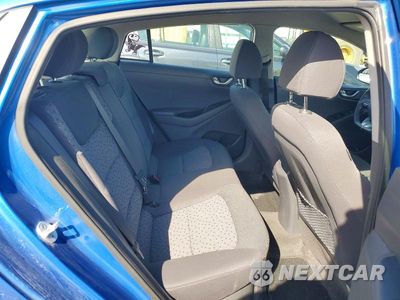 Zdjęcie 10 z 12 samochodu: 2018 HYUNDAI IONIQ BLUE VIN:KMHC65LC0JU060753 - miniatura