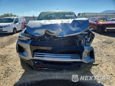 Piąte zdjęcie samochodu w środku: 2025 CHEVROLET COLORADO ZR2 VIN:1GCPTFEK5S1217012 - miniatura