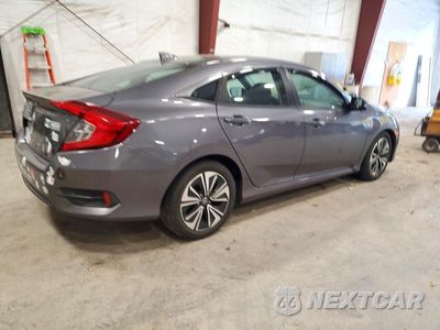 Trzecie zdjęcie samochodu z tyłu: 2017 HONDA CIVIC EX VIN:19XFC1F32HE214483 - miniatura