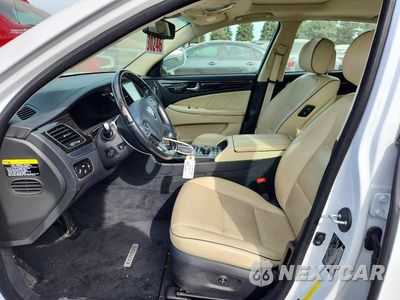 Zdjęcie 7 z 13 samochodu: 2014 HYUNDAI EQUUS SIGNATURE VIN:KMHGH4JH3EU085673 - miniatura