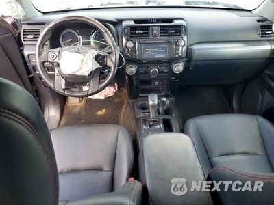 Zdjęcie 8 z 14 samochodu: 2016 TOYOTA 4RUNNER TRD PRO VIN:JTEBU5JR9G5308915 - miniatura