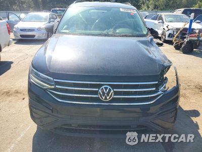 Piąte zdjęcie samochodu w środku: 2022 VOLKSWAGEN TIGUAN S VIN:3VV1B7AX0NM005630 - miniatura