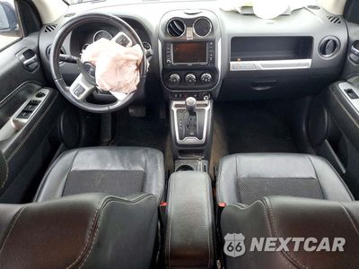 Zdjęcie 8 z 13 samochodu: 2017 JEEP COMPASS LATITUDE VIN:1C4NJDEB7HD210054 - miniatura