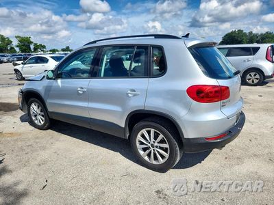 Drugie zdjęcie samochodu z przodu: 2017 VOLKSWAGEN TIGUAN S VIN:WVGAV7AX3HK046461 - miniatura