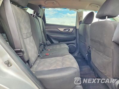 Zdjęcie 11 z 13 samochodu: 2016 NISSAN ROGUE SV VIN:KNMAT2MT2GP726603 - miniatura