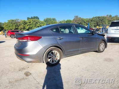 Trzecie zdjęcie samochodu z tyłu: 2018 HYUNDAI ELANTRA SE VIN:5NPD74LF1JH380409 - miniatura