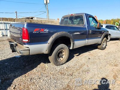 Trzecie zdjęcie samochodu z tyłu: 2004 FORD F250 SUPER DUTY VIN:1FTNF21P84ED16296 - miniatura