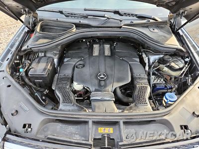Zdjęcie 12 z 13 samochodu: 2018 MERCEDES-BENZ GLS 450 4MATIC VIN:4JGDF6EE2JB182356 - miniatura