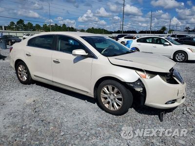 Czwarte zdjęcie samochodu z boku: 2013 BUICK LACROSSE VIN:1G4GC5ERXDF279871 - miniatura