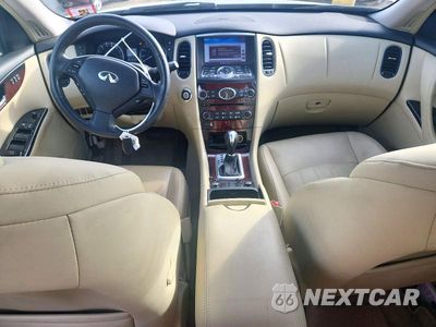 Zdjęcie 8 z 12 samochodu: 2017 INFINITI QX50 BASE VIN:JN1BJ0RR5HM410808 - miniatura