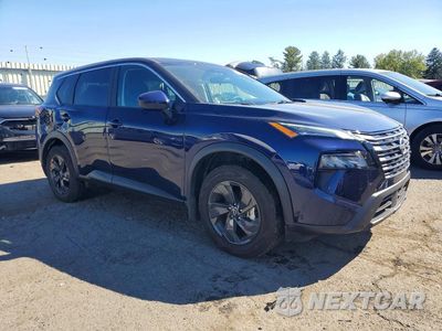 Czwarte zdjęcie samochodu z boku: 2026 NISSAN ROGUE SV VIN:5N1BT3BB3TC742343 - miniatura