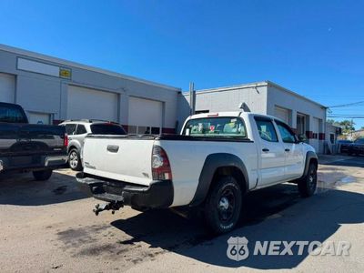Czwarte zdjęcie samochodu z boku: 2011 TOYOTA TACOMA DOUBLE CAB LONG BED VIN:5TFMU4FN3BX002707 - miniatura
