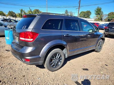 Trzecie zdjęcie samochodu z tyłu: 2019 DODGE JOURNEY SE VIN:3C4PDCBBXKT764138 - miniatura