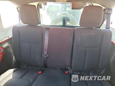 Zdjęcie 10 z 13 samochodu: 2015 JEEP WRANGLER UNLIMITED SPORT VIN:1C4BJWDG4FL523528 - miniatura