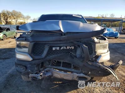 Piąte zdjęcie samochodu w środku: 2019 RAM 1500 REBEL VIN:1C6SRFLT6KN569827 - miniatura