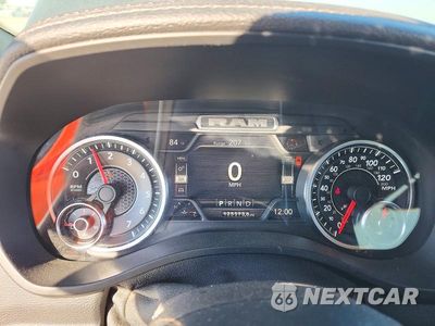 Zdjęcie 9 z 13 samochodu: 2020 RAM 1500 LARAMIE VIN:1C6RRERT6LN134064 - miniatura