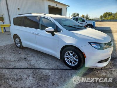 Czwarte zdjęcie samochodu z boku: 2021 CHRYSLER VOYAGER LXI VIN:2C4RC1DG3MR505795 - miniatura