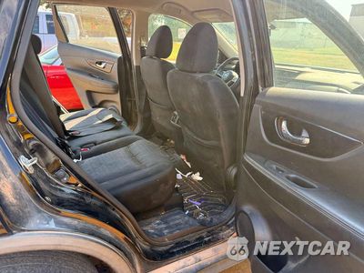Zdjęcie 6 z 10 samochodu: 2017 NISSAN ROGUE S VIN:JN8AT2MT5HW391235 - miniatura