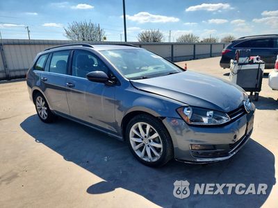 Czwarte zdjęcie samochodu z boku: 2017 VOLKSWAGEN GOLF SPORTWAGEN S VIN:3VWC17AU7HM541086 - miniatura