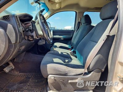 Zdjęcie 7 z 13 samochodu: 2008 CHEVROLET SILVERADO K2500 HEAVY DUTY VIN:1GCHK23K28F200764 - miniatura