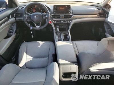 Zdjęcie 8 z 12 samochodu: 2019 HONDA ACCORD LX VIN:1HGCV1F17KA163232 - miniatura